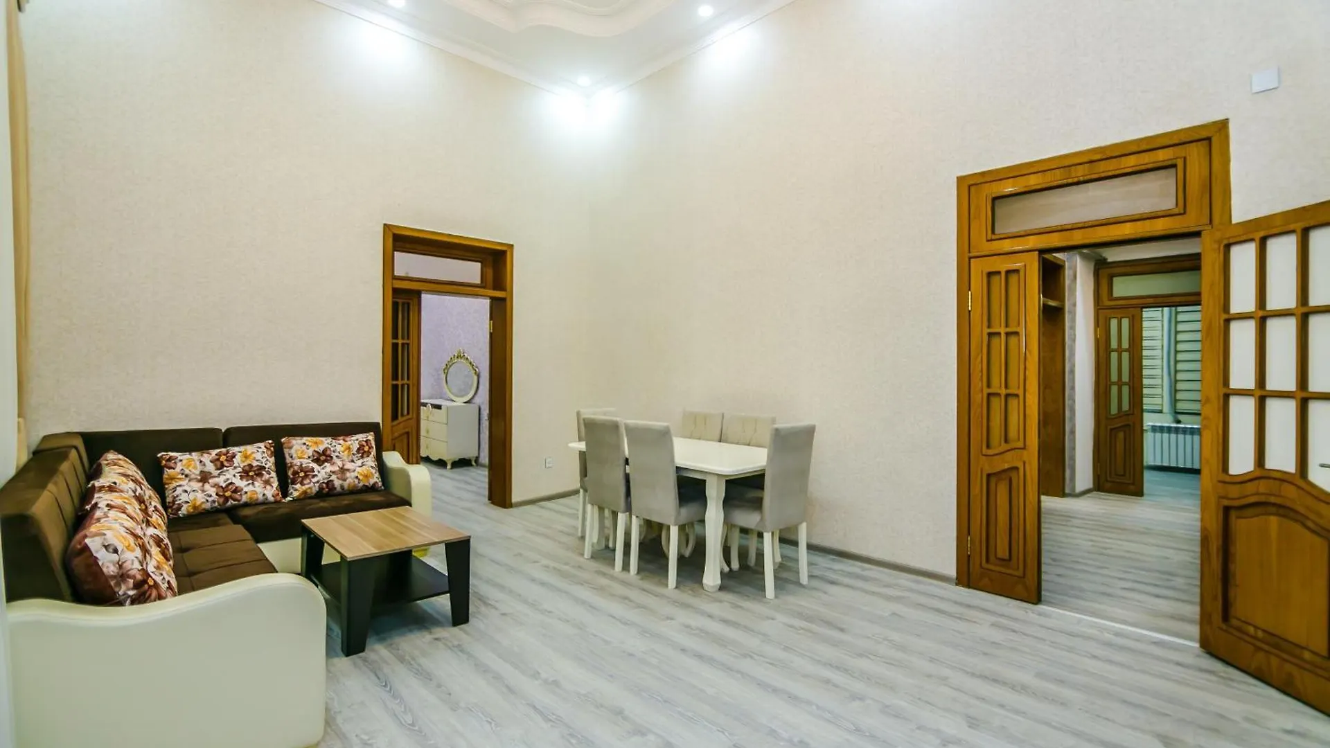 דירות באקו Luxury House By Zoom Travel