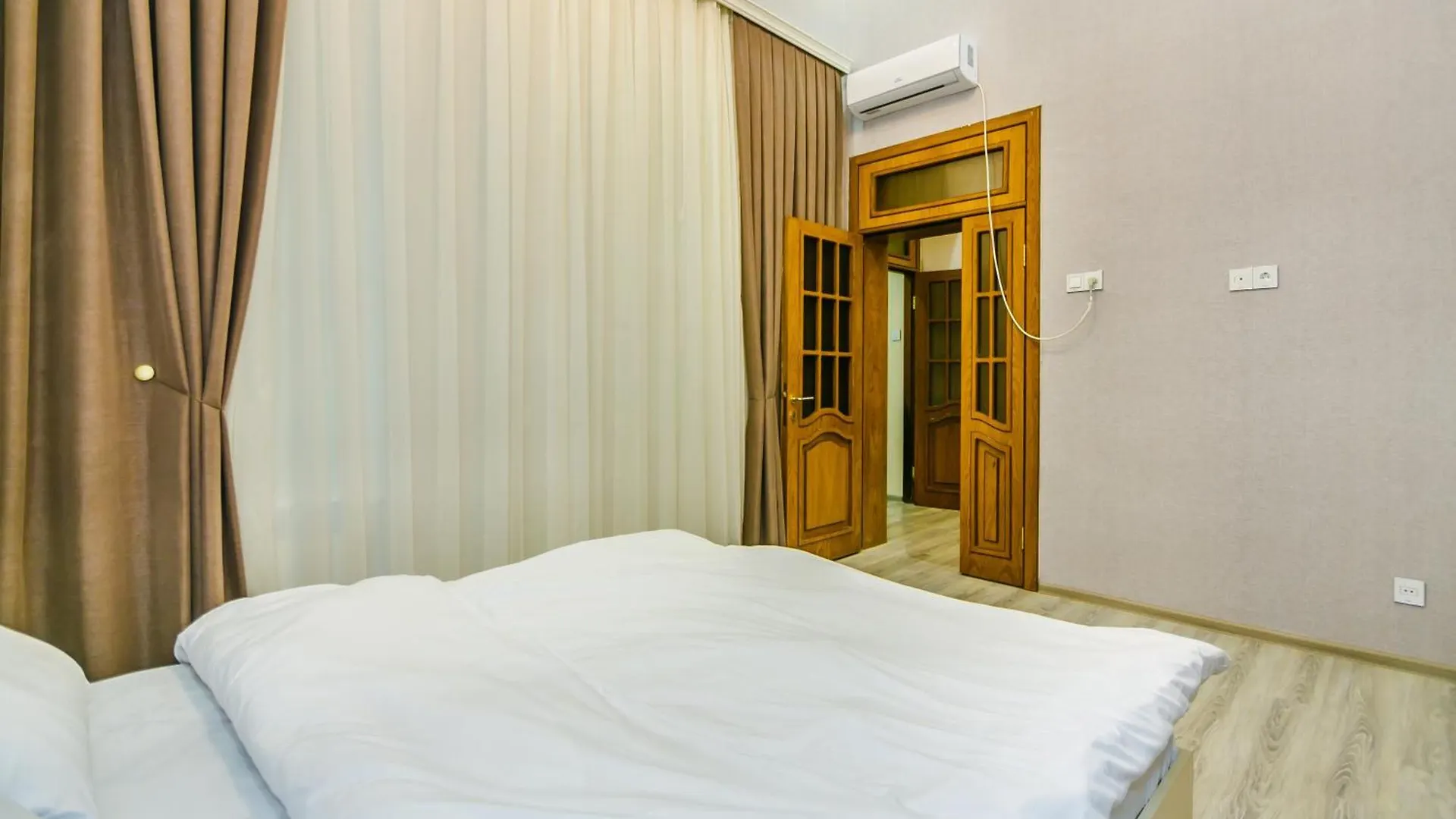 דירות באקו Luxury House By Zoom Travel